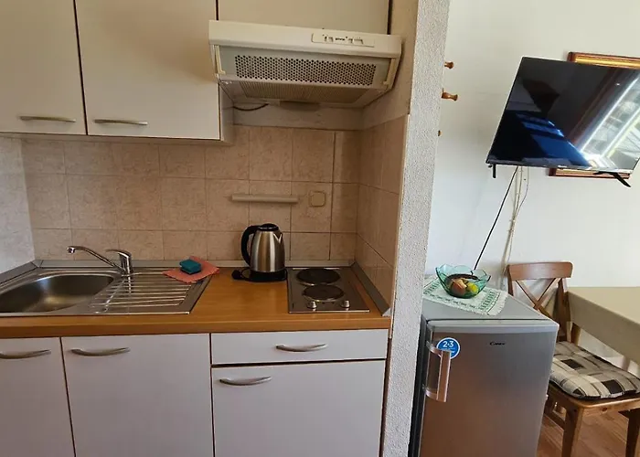 3 Lägenhet *